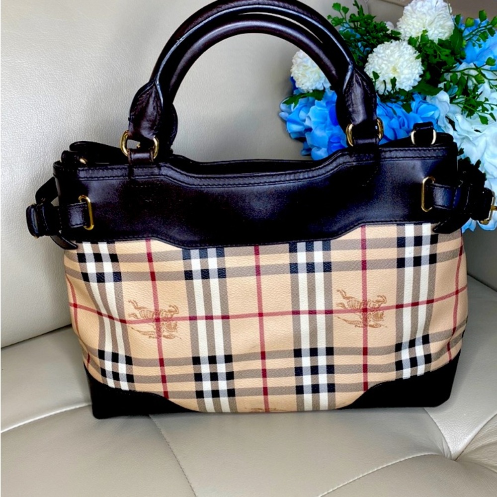 NOT FOR SALE: I AM LOOKING FOR THIS BAG!!!